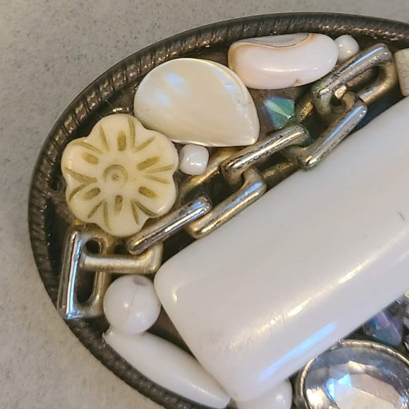 Decorative Beaded Belt Buckle - Picture 4 of 9